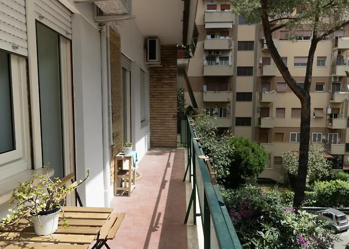 Via Conca D'oro Adiacente Fermata Della Metro B * Rom